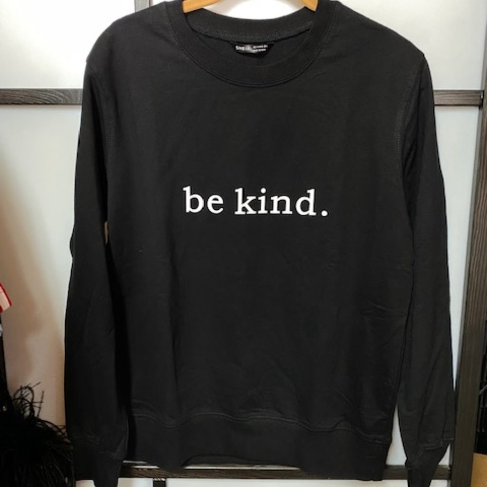 🖤BE KIND🖤SHEIN Black Sweat Shirt